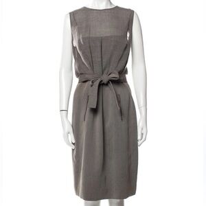 AKRIS Punto Bateau Neckline Knee-Length Dress
Sz US XL or US 16 or FR 48